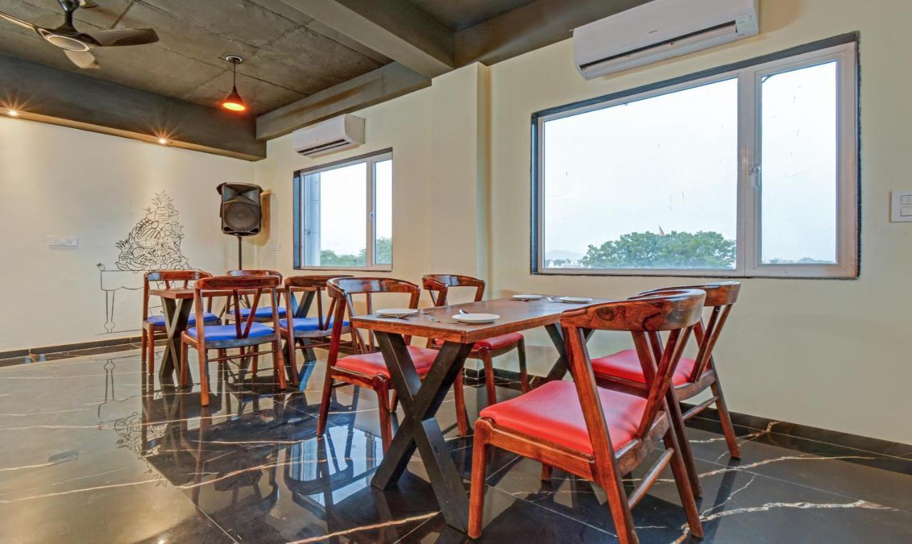 Tripli Hotels Le Shelton ウダイプル エクステリア 写真