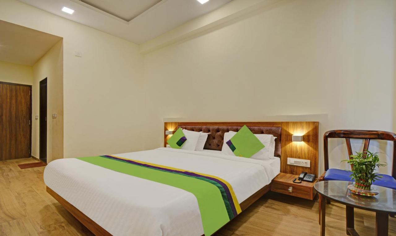 Tripli Hotels Le Shelton ウダイプル エクステリア 写真